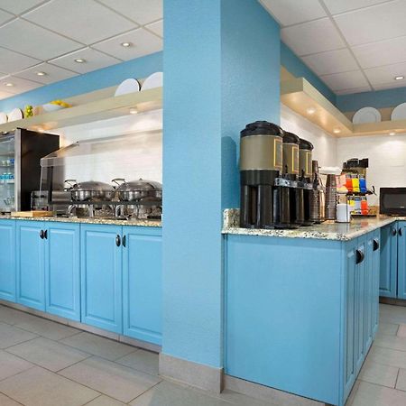 Country Inn & Suites By Radisson, Charlotte University Place, Nc Luaran gambar