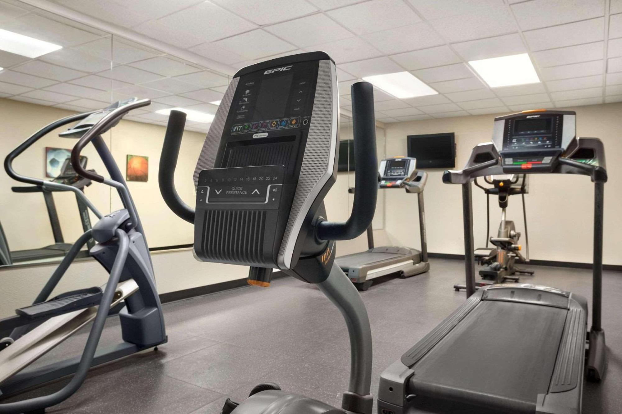 Country Inn & Suites By Radisson, Charlotte University Place, Nc Luaran gambar