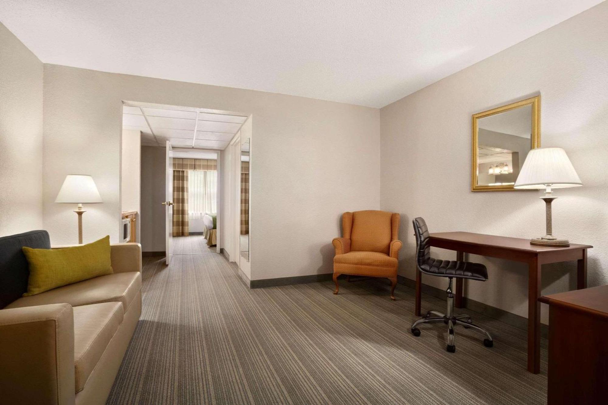 Country Inn & Suites By Radisson, Charlotte University Place, Nc Luaran gambar