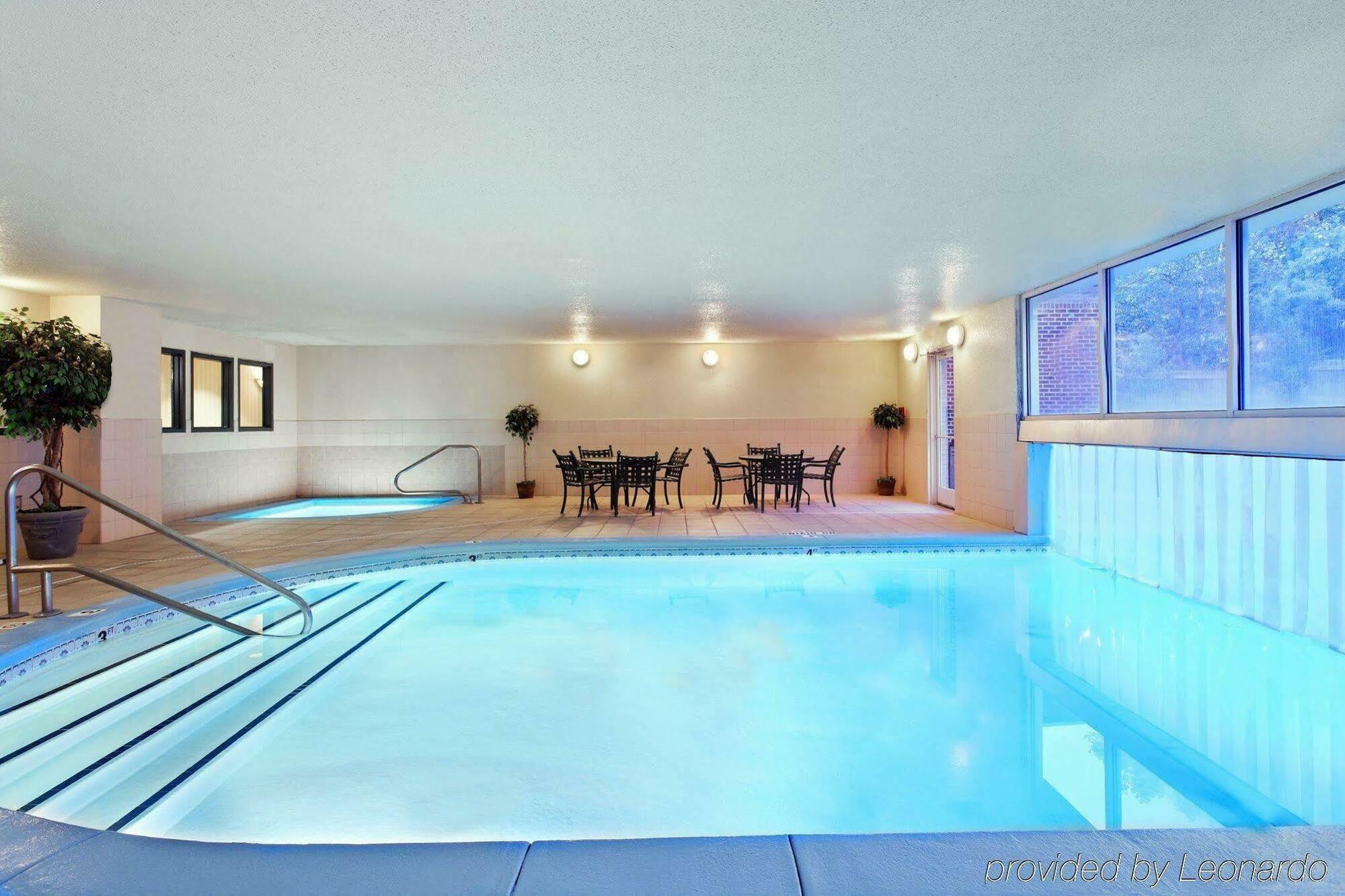 Country Inn & Suites By Radisson, Charlotte University Place, Nc Luaran gambar